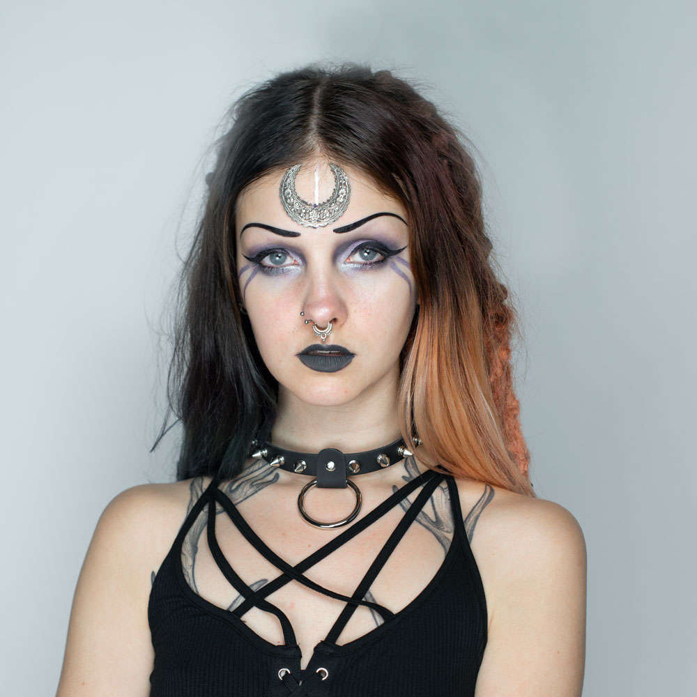 Bullet 69 Funky Punk - 1 row spike with large ring Choker - Zwart